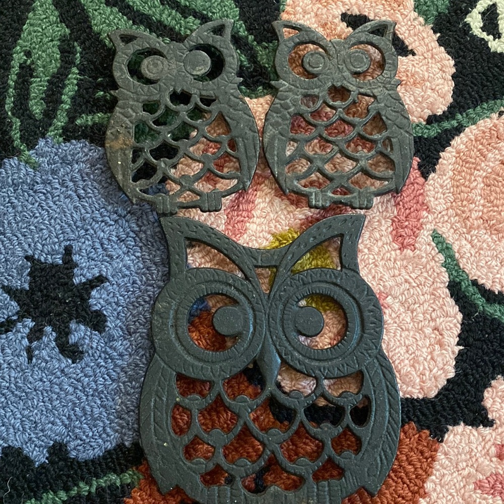 3 Vintage Black Cast Iron Owl Trivets